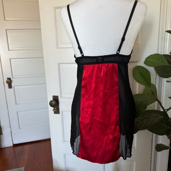 Apt. 9 Red and Black Satin Lace Chemise NWT - Picture 6 of 6